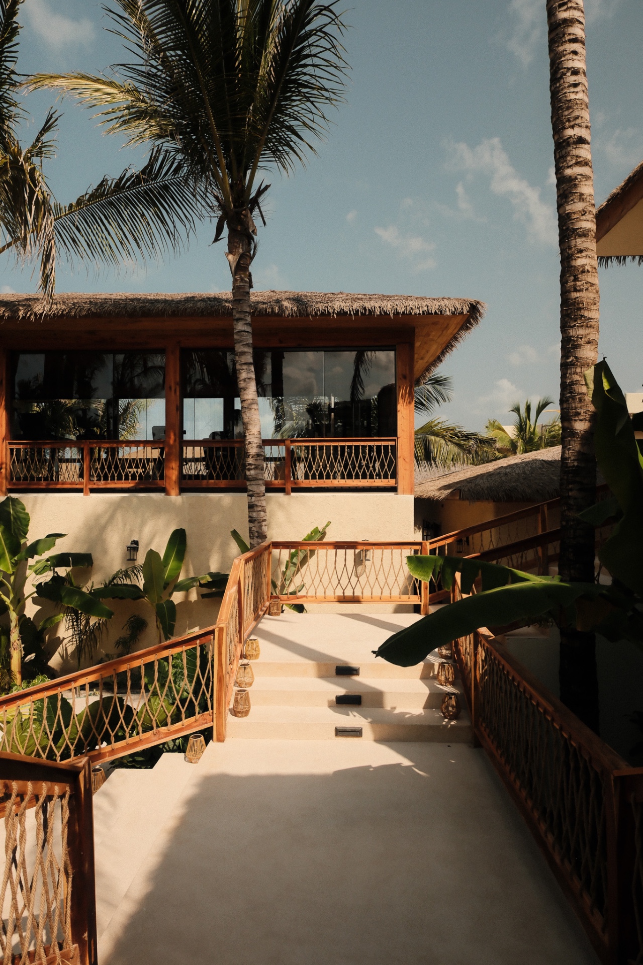 Villa Approach